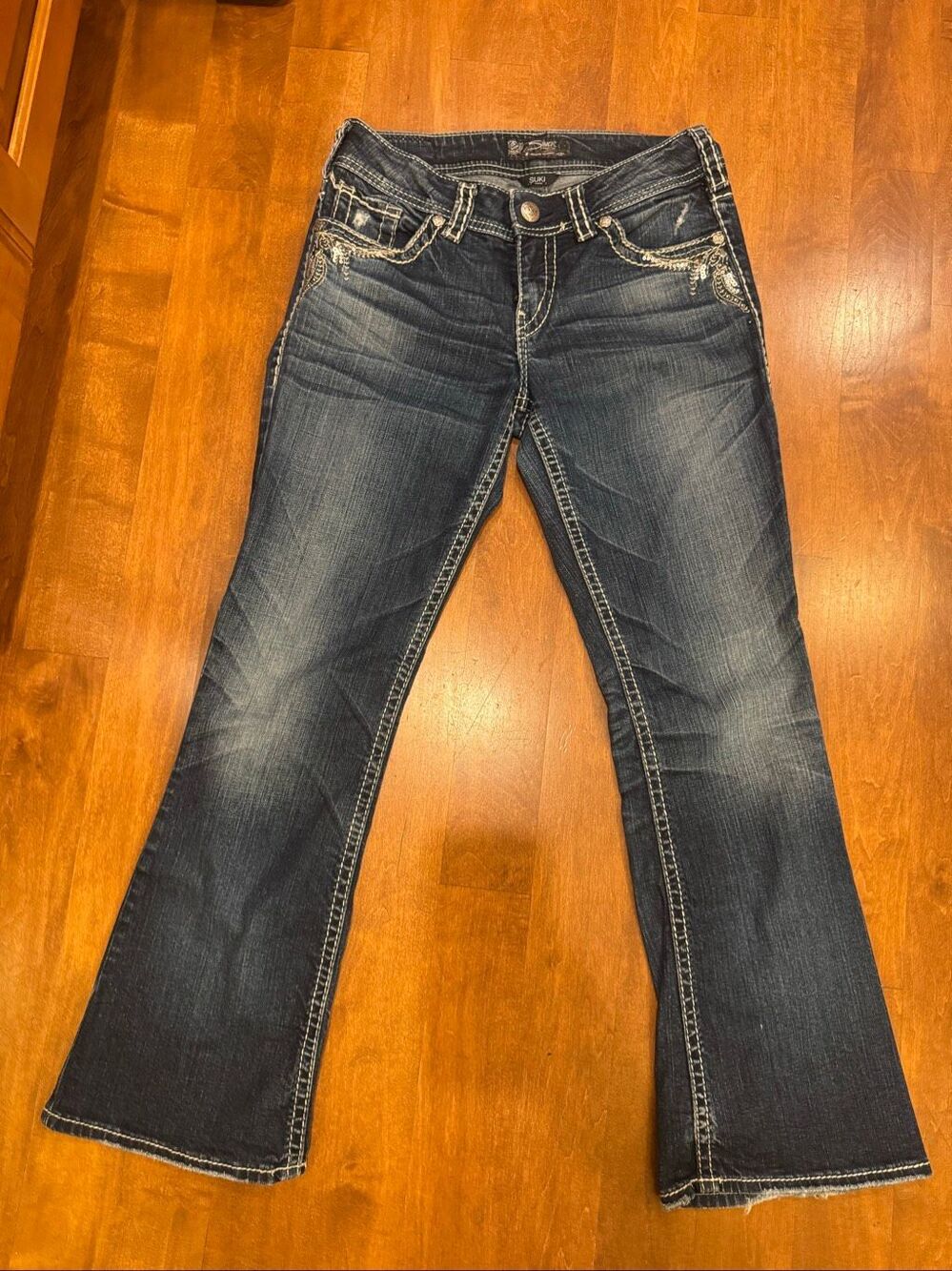Y2K Silver Jeans Co Suki W28 L30 Bootcut Jeans Embroidered Sequin Western